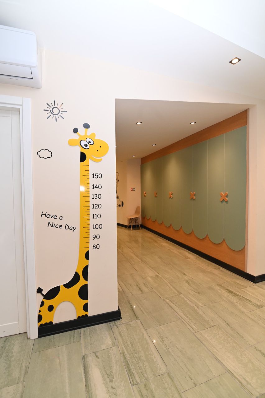 أطفال يتعلمون